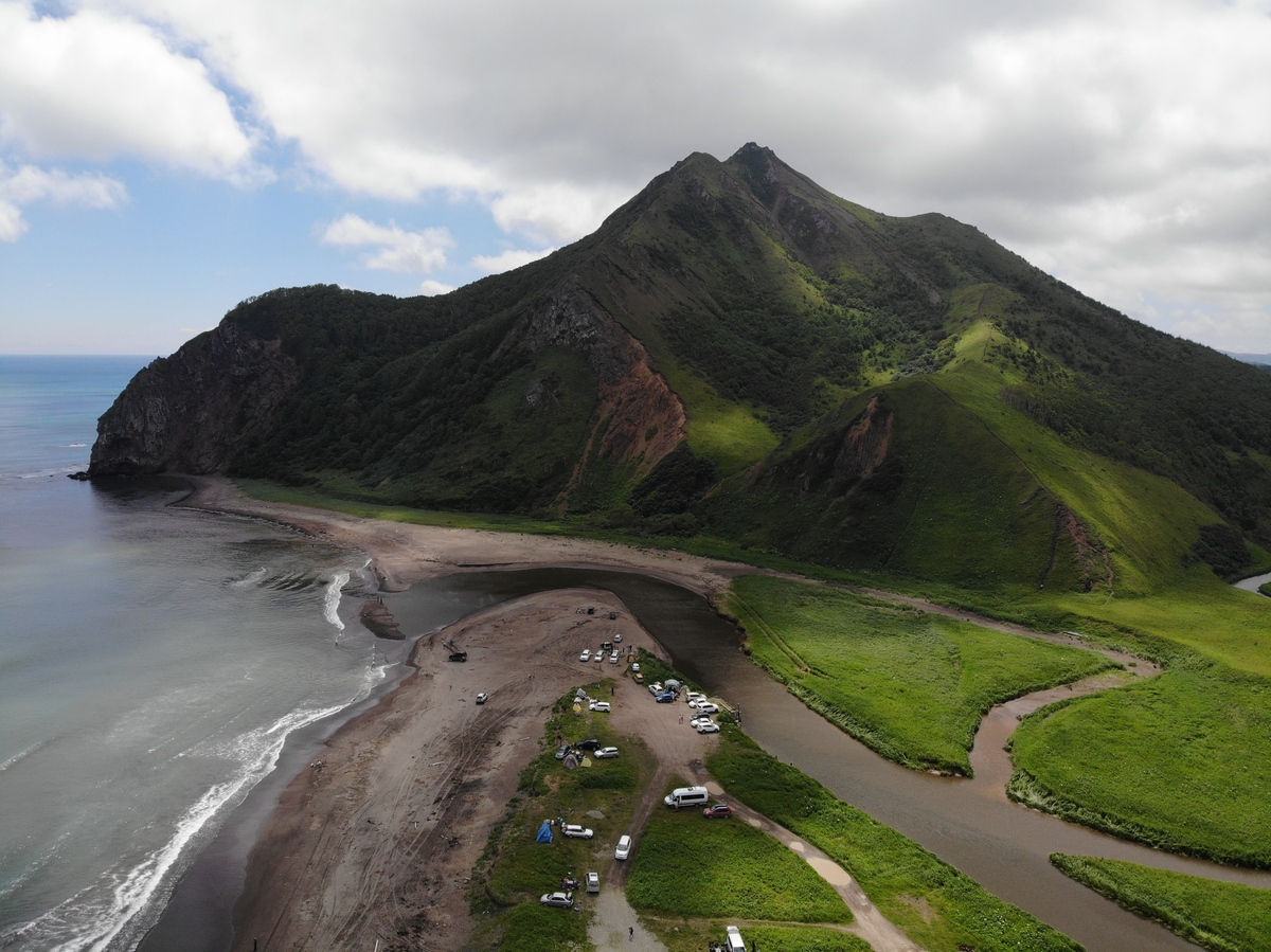 3 острова: Сахалин, Кунашир и Шикотан