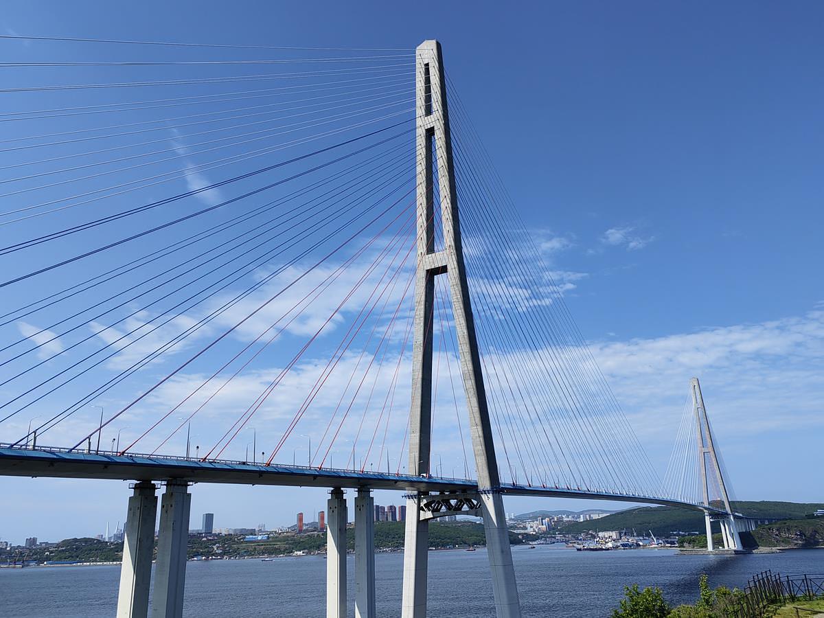 Экскурсия на остров Русский