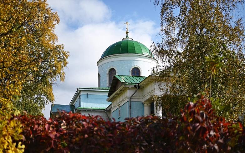 Театральный тур в Очер. На родину первого Строгановского крепостного театра. Спектакль «Леди Макбет Мценского уезда» 12+