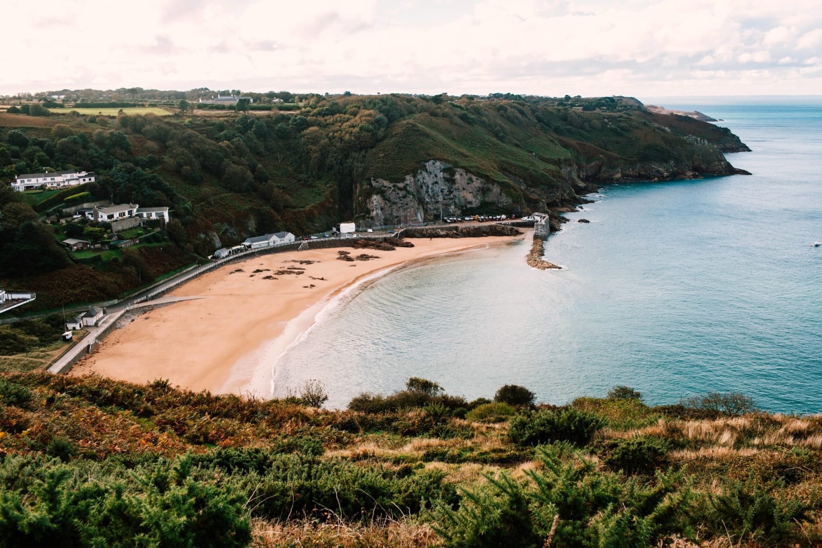 Пляж Грев-де-Лек