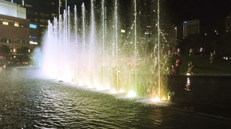 Поющие фонтаны Lake Symphony Kuala Lumpur