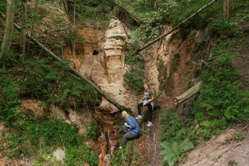 Скалы Личу Лангу