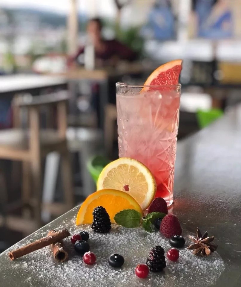 Le Cloud - Rooftop Bar