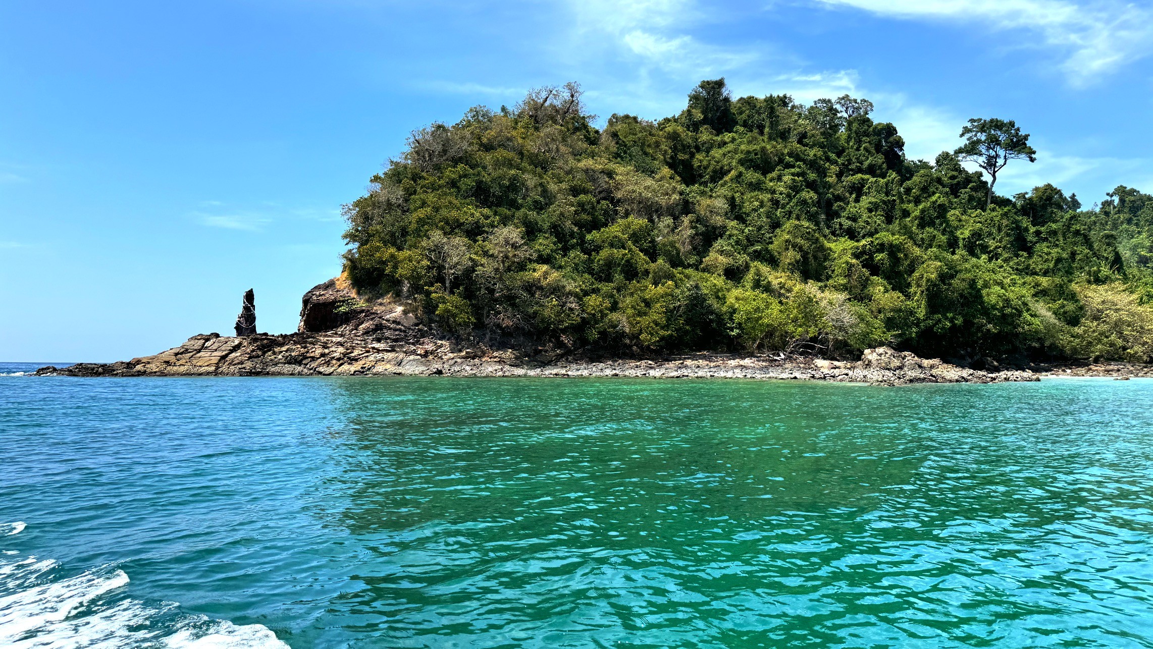 Мыс Kuan Tong Rock