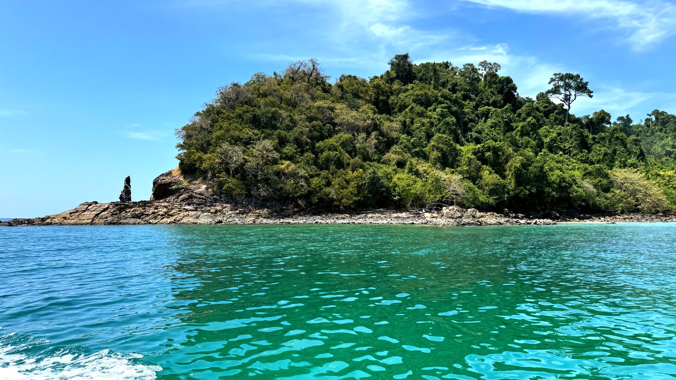 Мыс Kuan Tong Rock