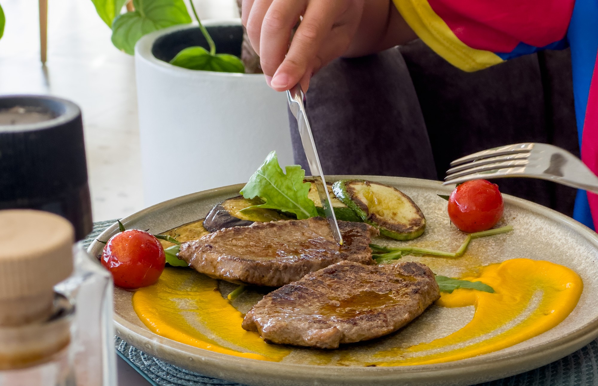 FLUCTUS Resto&Lounge&coffe