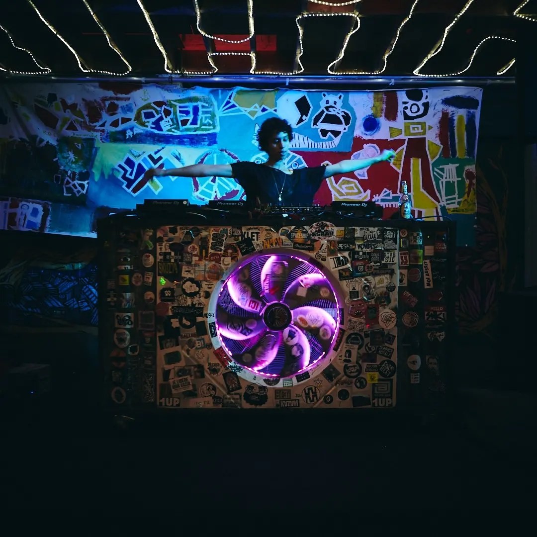 Фестиваль альтернативной музыки "in.out.sider"