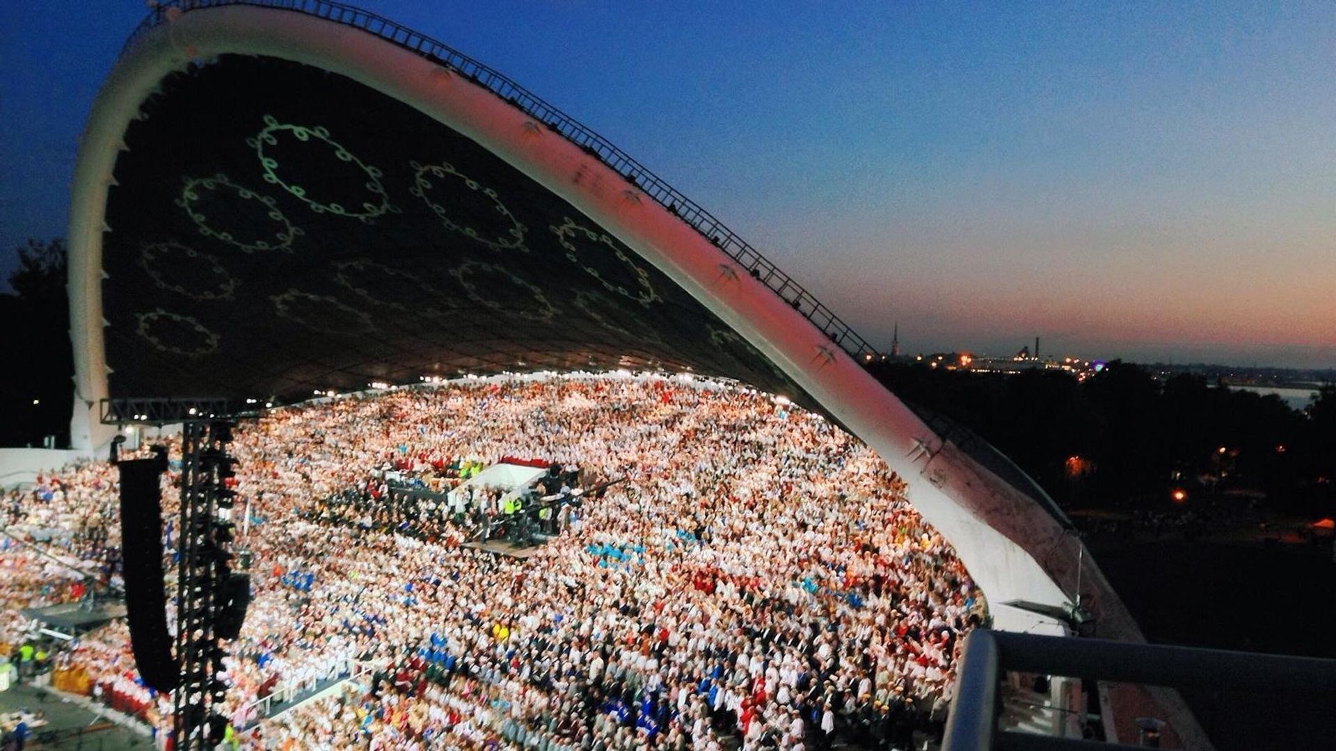 Фестиваль "XXVIII праздник песни и XXI праздник танца"