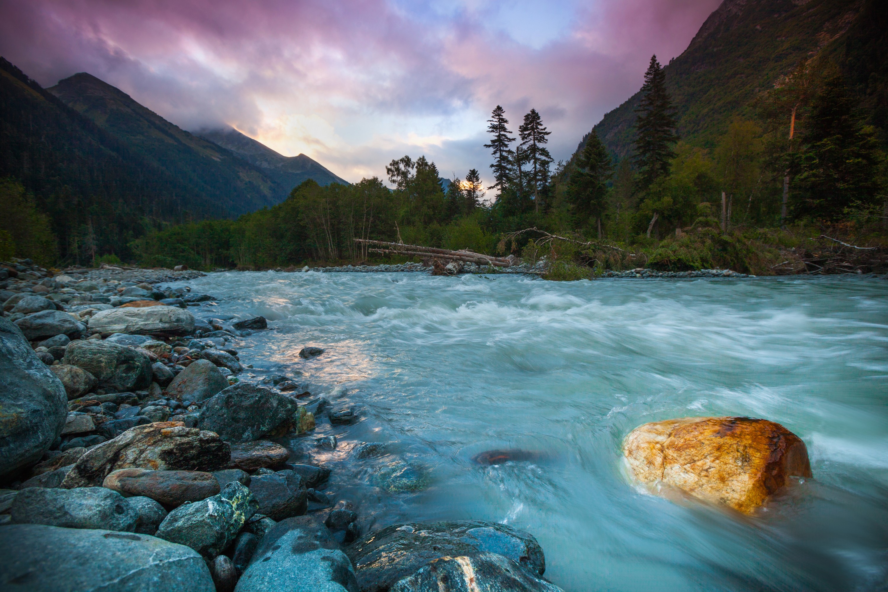 Долина реки Псыш