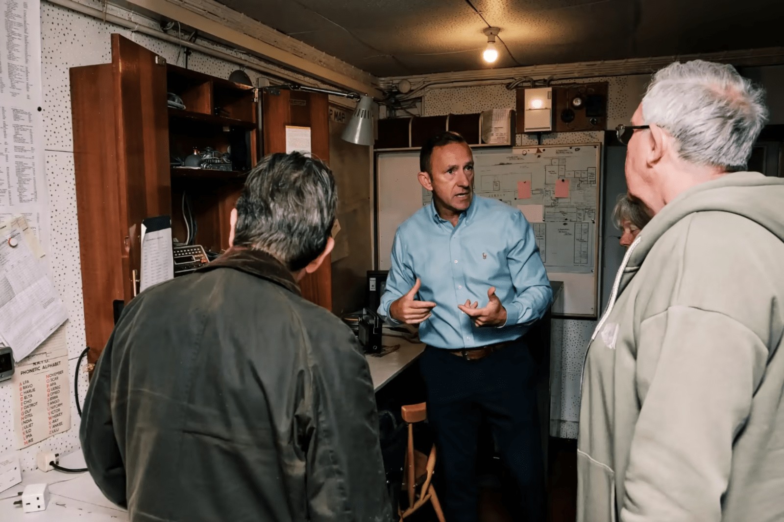 Бункер холодной войны – Lé Bunkèr d’la Fraide Dgèrre