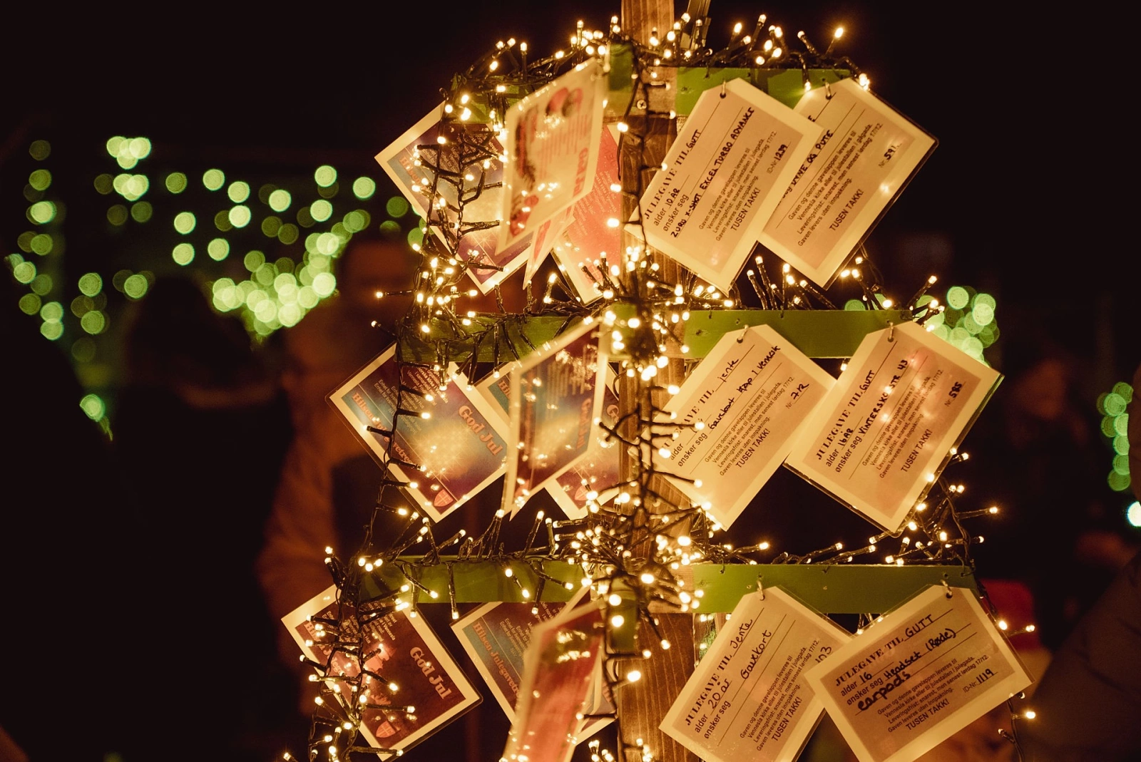 Christmas decorations in Julegada Vennesla - Christmas cards and wishes from children and adult_South Coast Creative