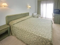 Hotel Vila De Calella 3*