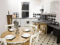 Castle View Apartments Edinburgh 2