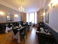 Lauderville Guest House 4*