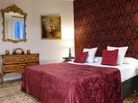 Apartamentos Arago 345