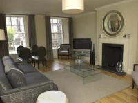 1 2 Bed Boutique New Town Apt