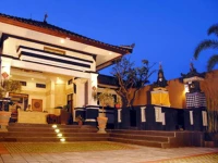 The Batu Belig & Spa 2*