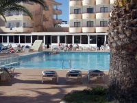 Coral Star Apartments