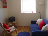 2 Bed Apt Drummond St