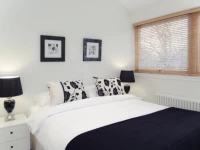 23A George Square 3*