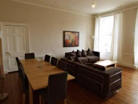 5/4 Torphichen Street