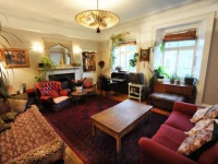 Central Georgian apt