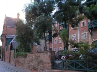 Courtyard Apartment 2