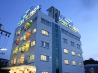 Green Harbor Hotel & Service Apartment 2*