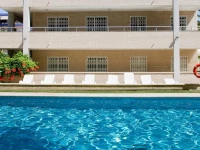 Apartamentos Geyser Albert 5*