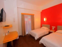 Amaris Hotel Legian 2*