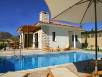 Eve Pissouri Villas