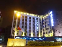 Shuiyue Nianhua Hotel