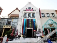 Backpacker International Youth Hostel