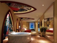 Leaf and Love Theme Hotel