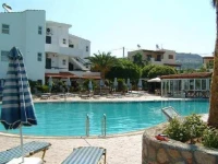 Coliseum Studios and Apartments Pefkos 3*