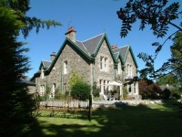 Greystones Bed and Breakfast 4*