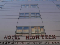 High Tech Madrid Aeropuerto 4*