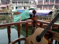 Zhou Zhuang Zhen Feng Inn