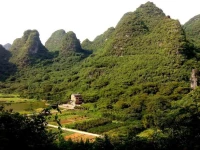 Yangshuo Peaceful Valley Retreat 3*