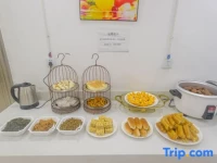 Qingpishu Hotel Guilin West City Road Walking street