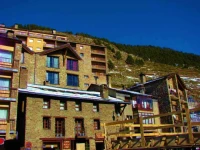 Apartaments Casa Vella Popaire 2*