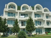 Peter (РџРµС‚РµСЂ) 3*