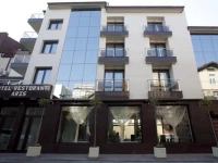 Aris (РђСЂРёСЃ) 3*