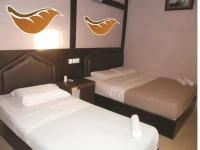 Golden Leaf Hotel @ Taman University