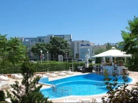 Sineva Del Sol Apartments