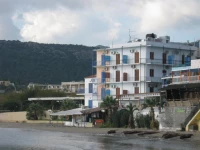 Svetlana & Michalis Oasis 2*