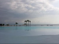 Acqua by Selfie Suites