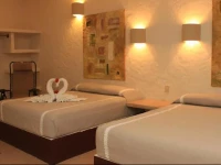 Hotel Plaza Tangolunda 4*