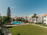 Playa Linda Apartments 4*
