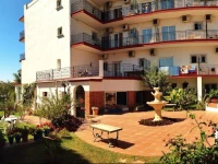 Hotel Carmen Teresa 3*